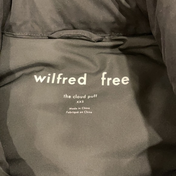Aritzia - Wilfred Cloud Puff - Picture 6 of 6